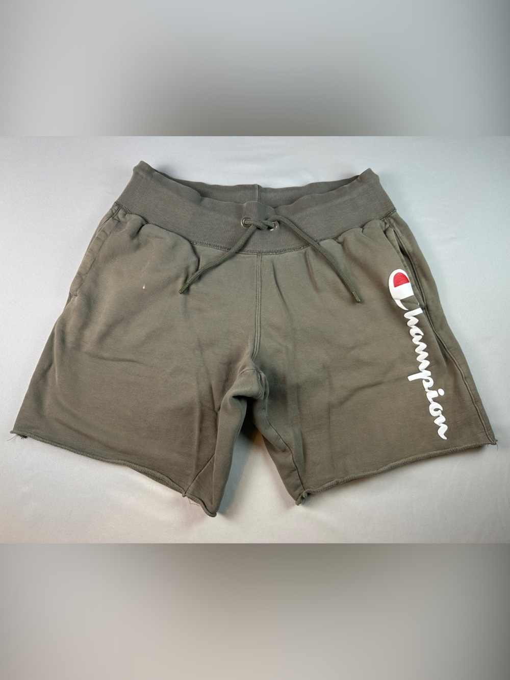 Champion Men’s Fleece Shorts Olive Script Side Logo Drawstring Elastic Pockets